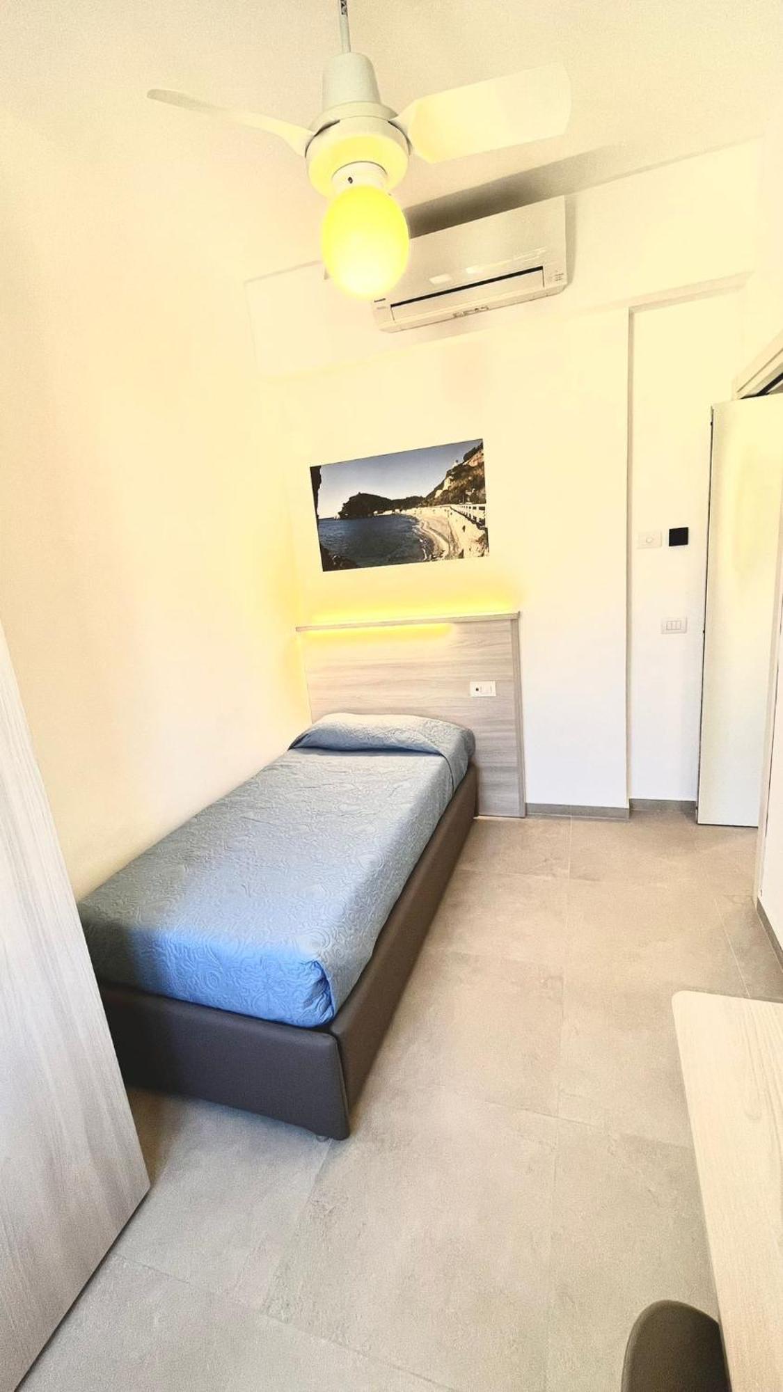 Hotel Al Capo Varigotti Esterno foto