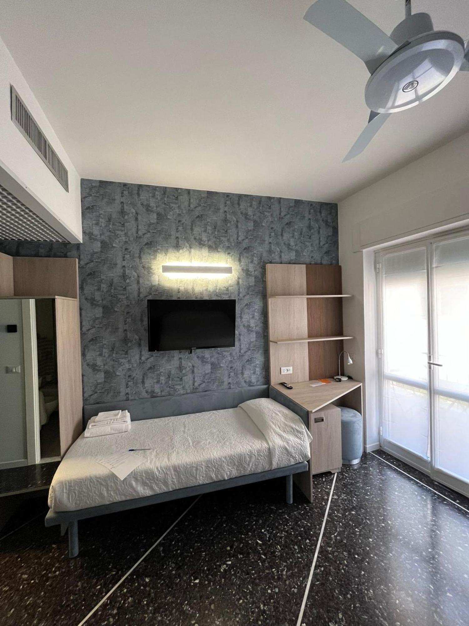Hotel Al Capo Varigotti Esterno foto