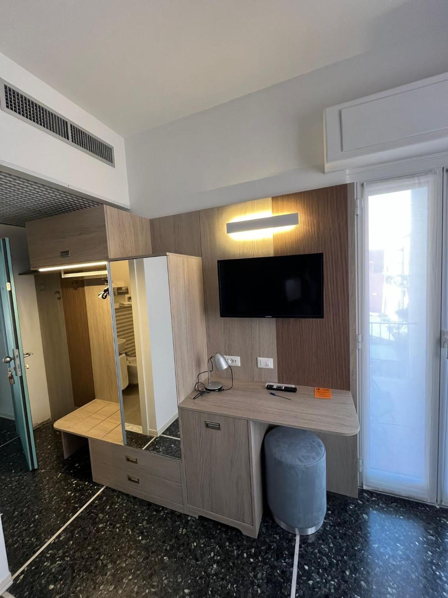 Hotel Al Capo Varigotti Esterno foto