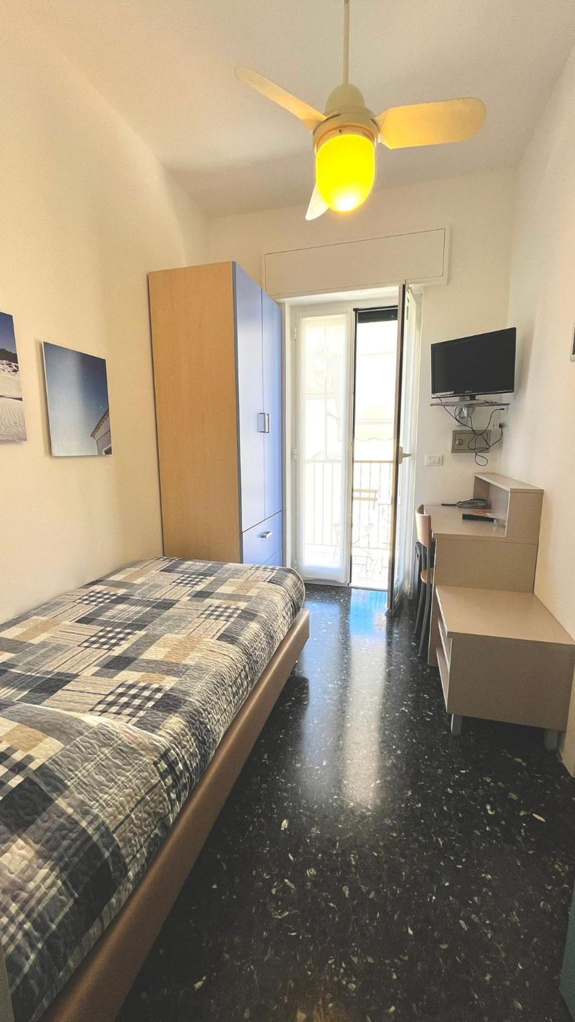 Hotel Al Capo Varigotti Esterno foto