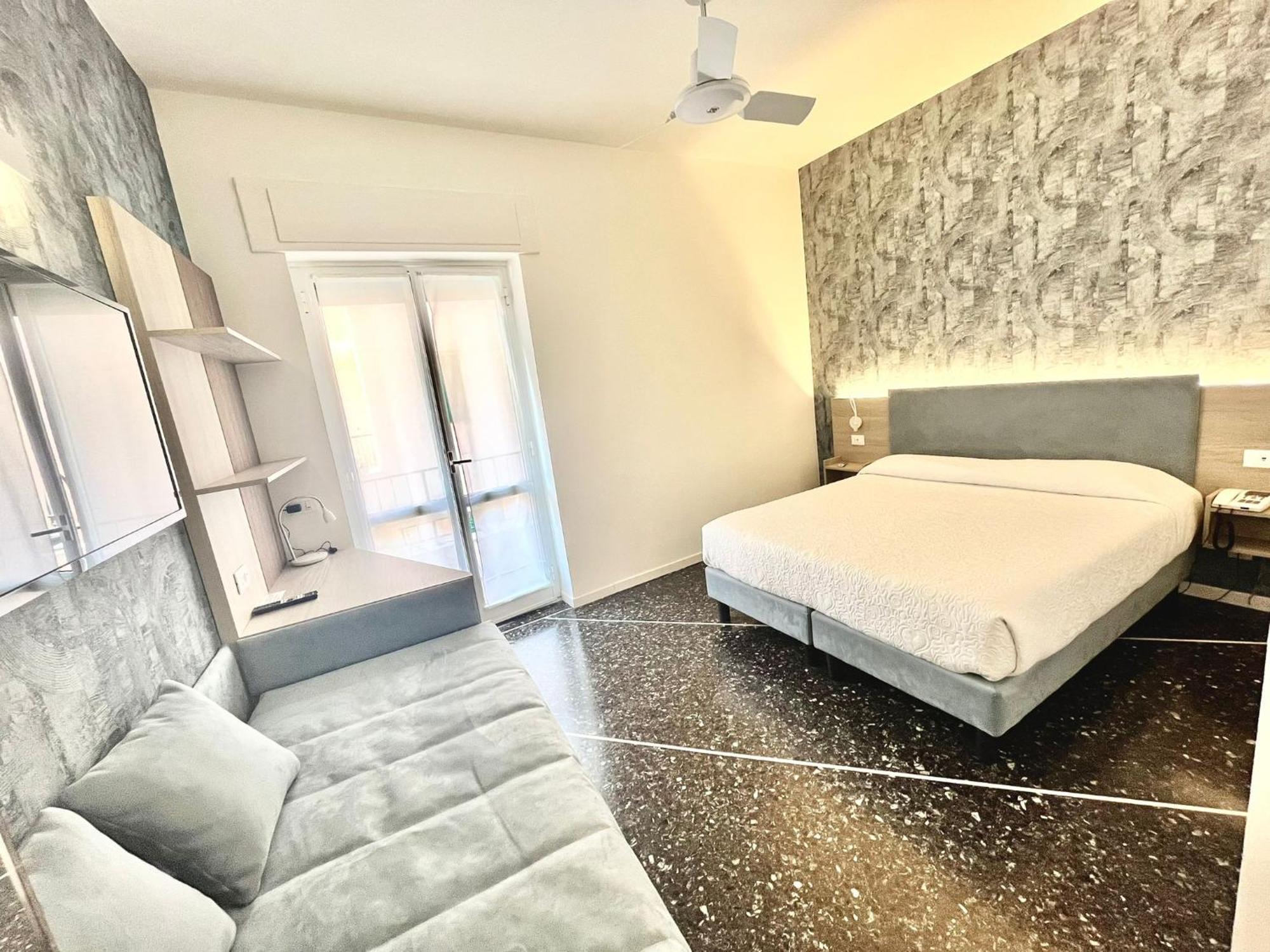 Hotel Al Capo Varigotti Esterno foto